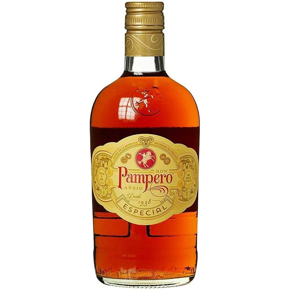 Ron Pampero - En Copa de Balón